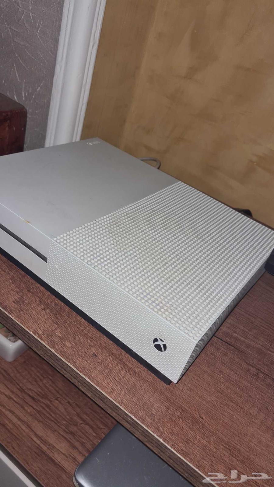 xbox one s63667540864770110