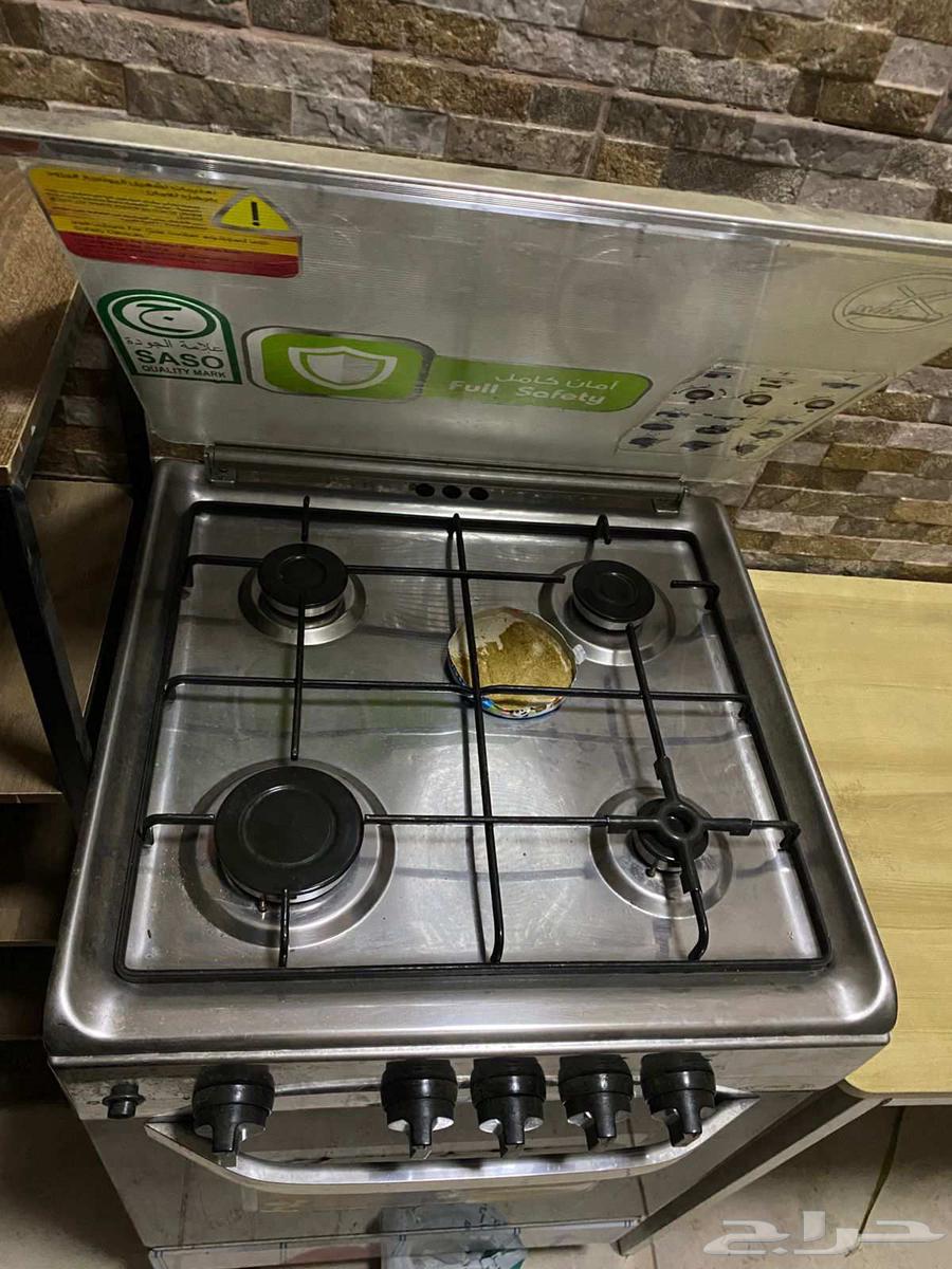 Gas stove and washing machine used for two months63656052485121112