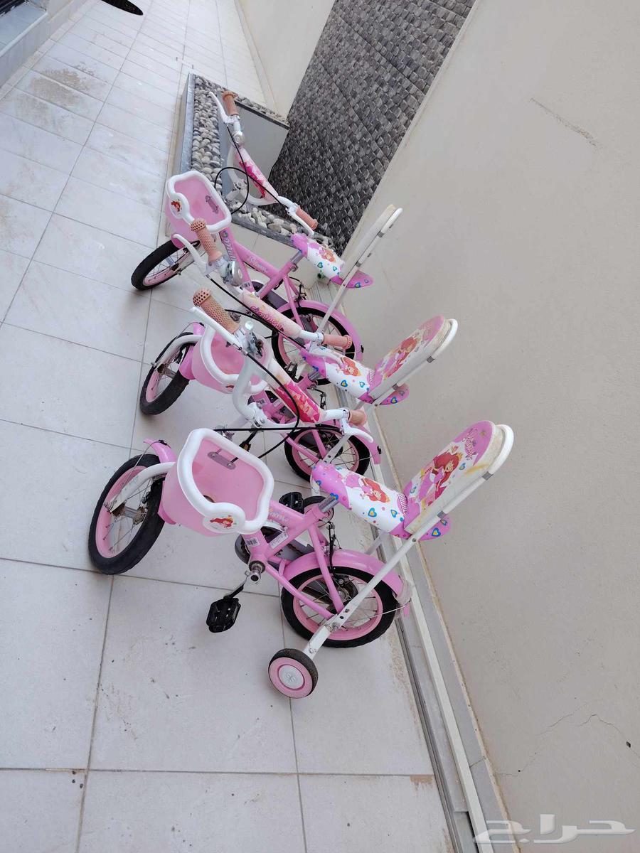 Clean children's bikes63655712824705111