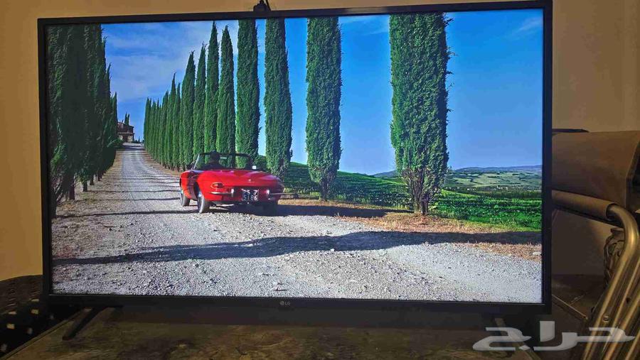 LG 32-inch screen, new, light use63657060846849111
