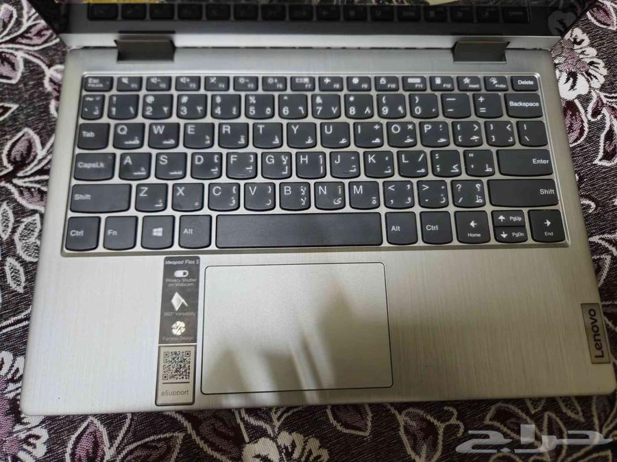 Almost new Lenovo laptop that converts to tablet63657149773569112