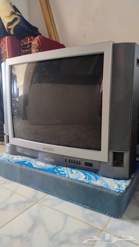 Old TV for sale at any price63655708347777110