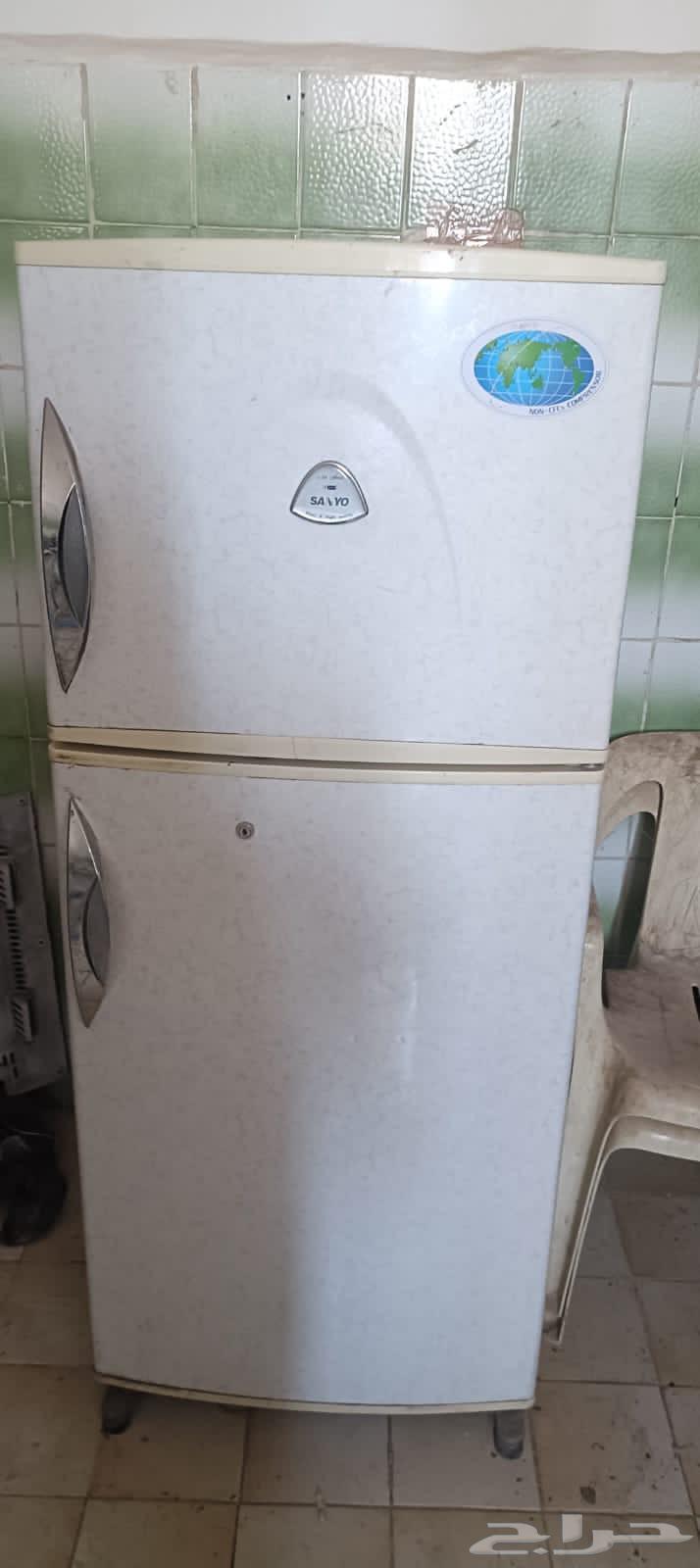 Refrigerators and air conditioner for sale in excellent condition as is63667539407873112