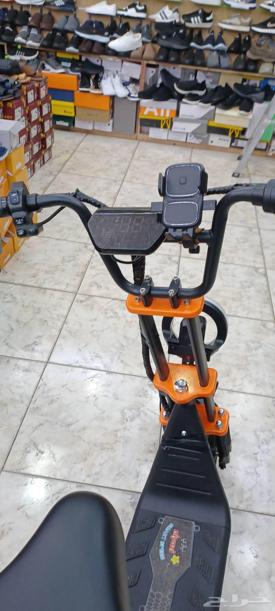 New scooter used for a month63655707820291111