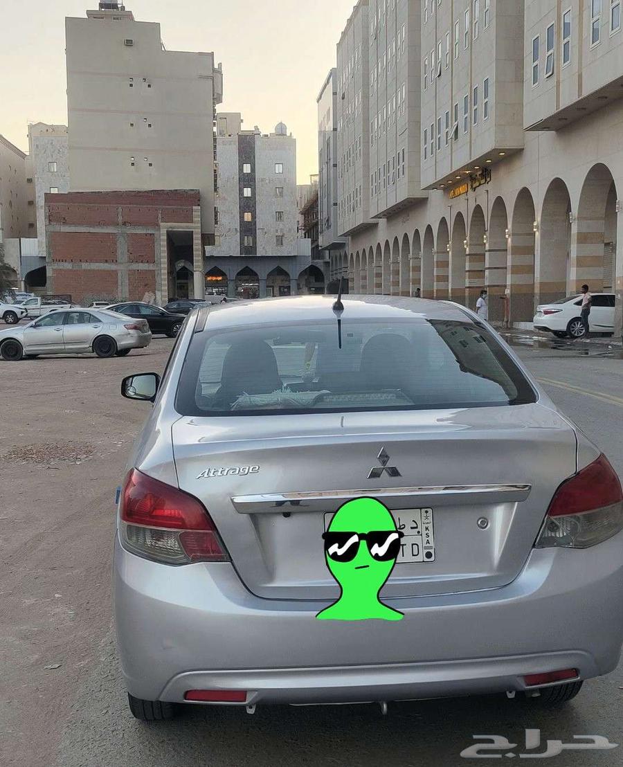 Mitsubishi Attreg 201963706108006273111