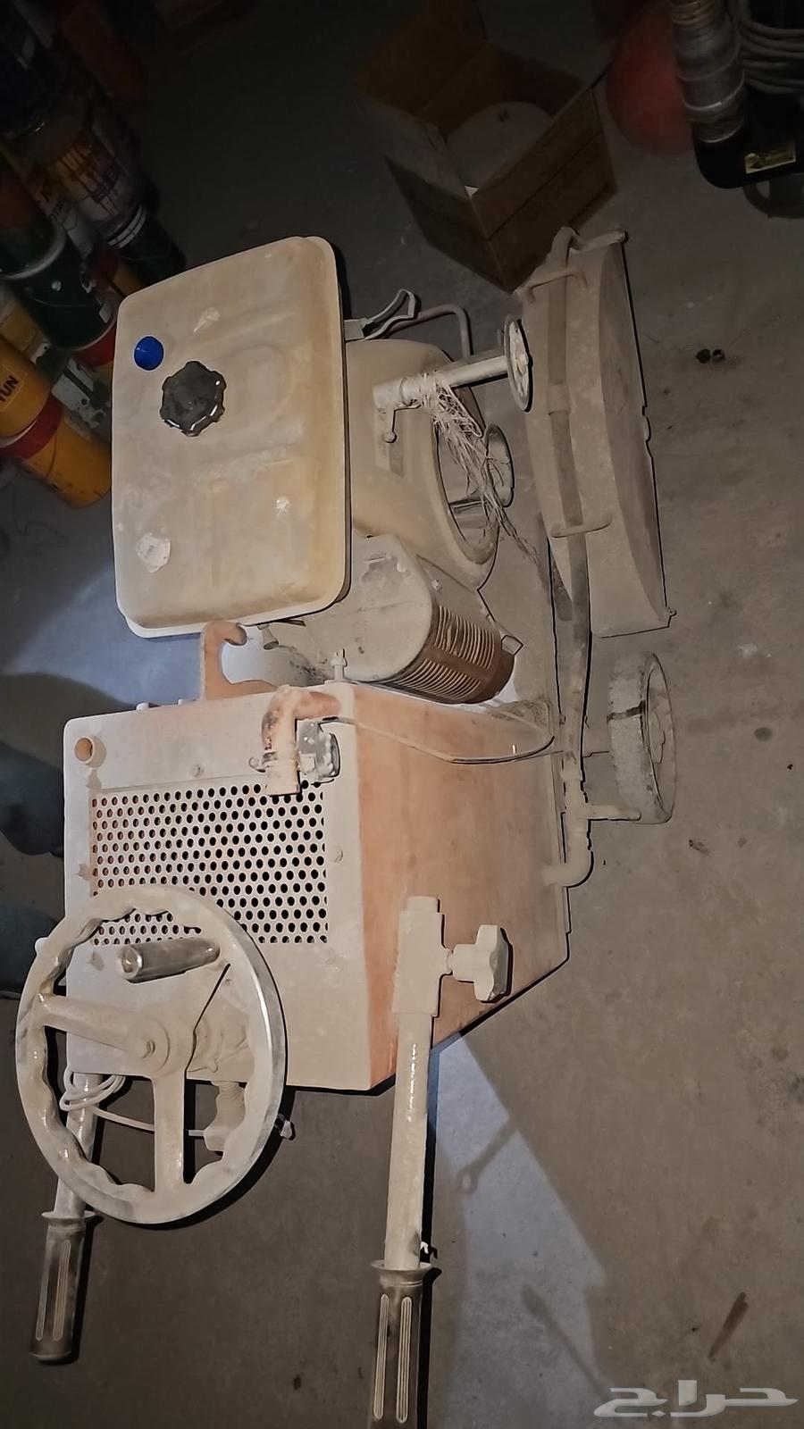 للبيع منشار أسفلت و رصاصة وونش و معدات إنشائية أخرى ياباني63711924697346112