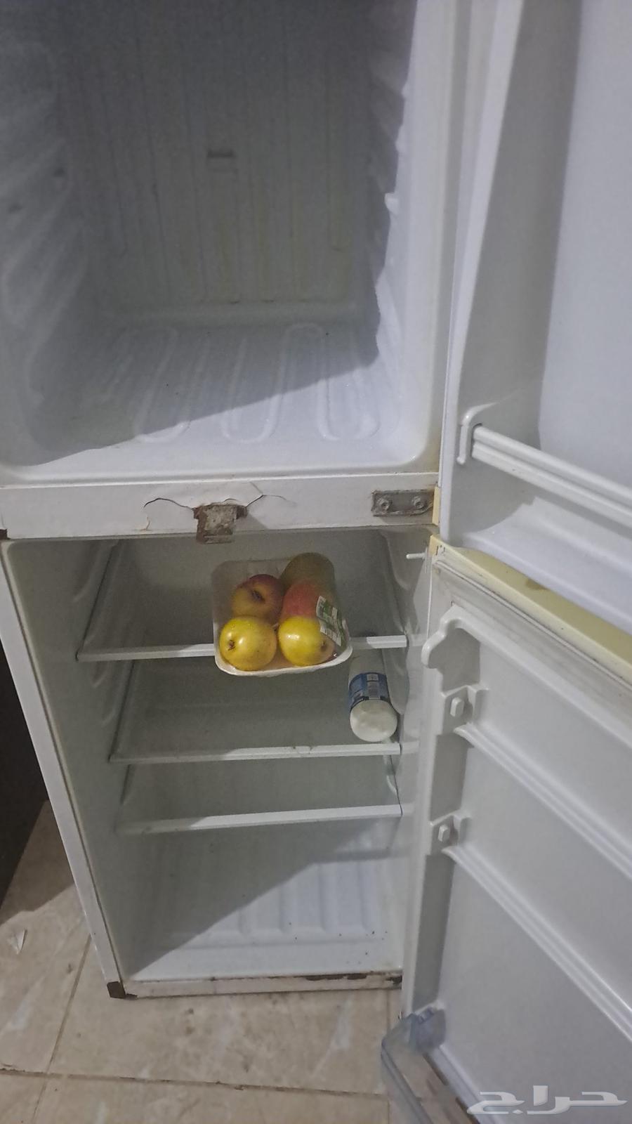 ثلاجة للبيع63667544109571110