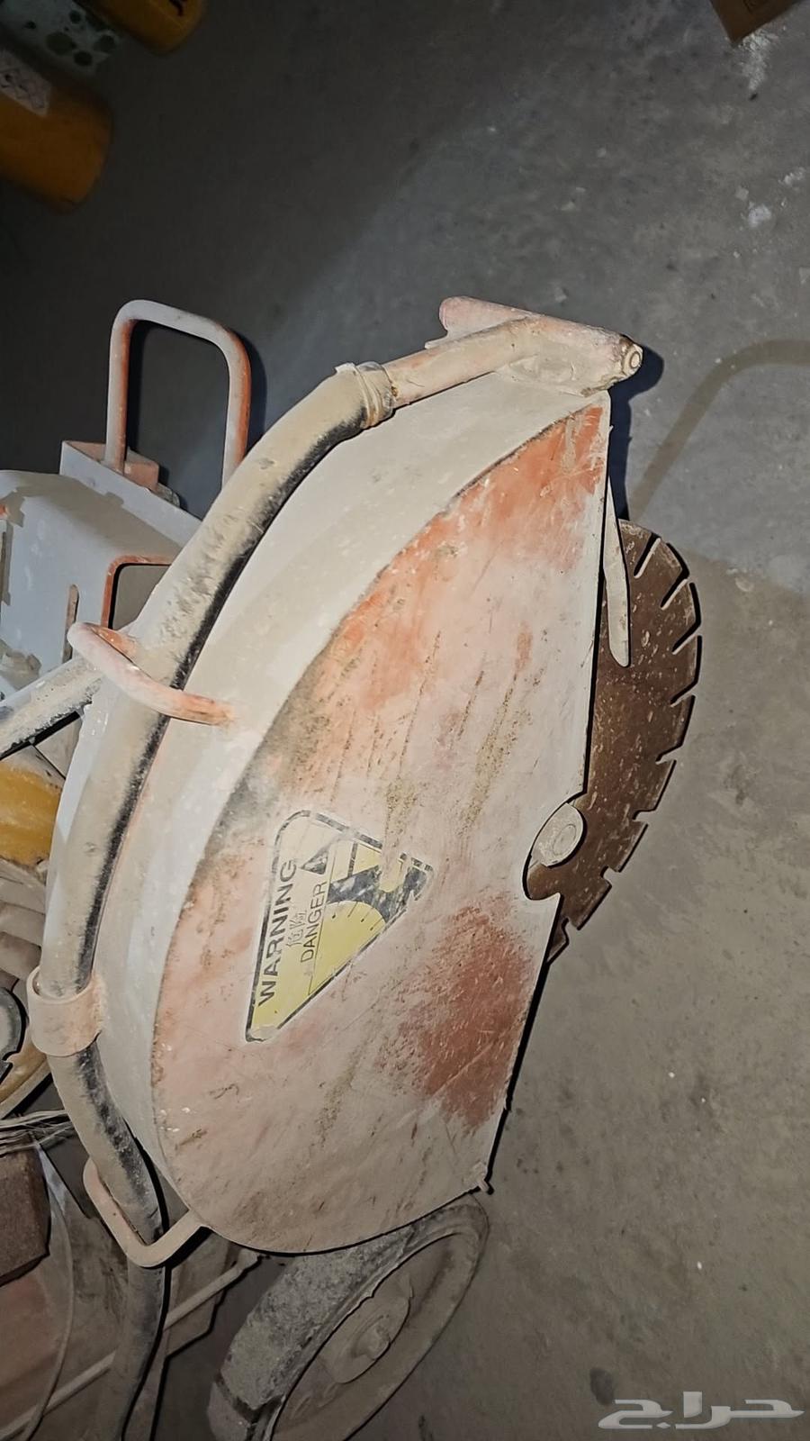 للبيع منشار أسفلت و رصاصة وونش و معدات إنشائية أخرى ياباني63711924697346111