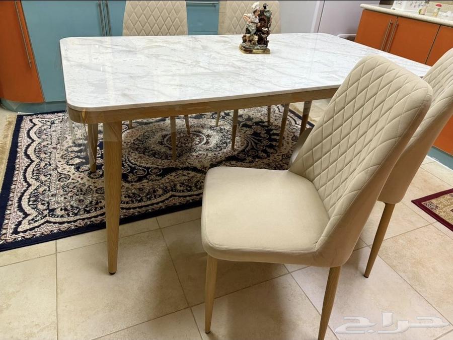طاولة طعام للبيع63667801198081112