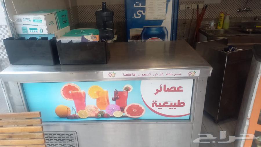 Refrigerated fruit display cabinet, new and clean glass used63667694046081112