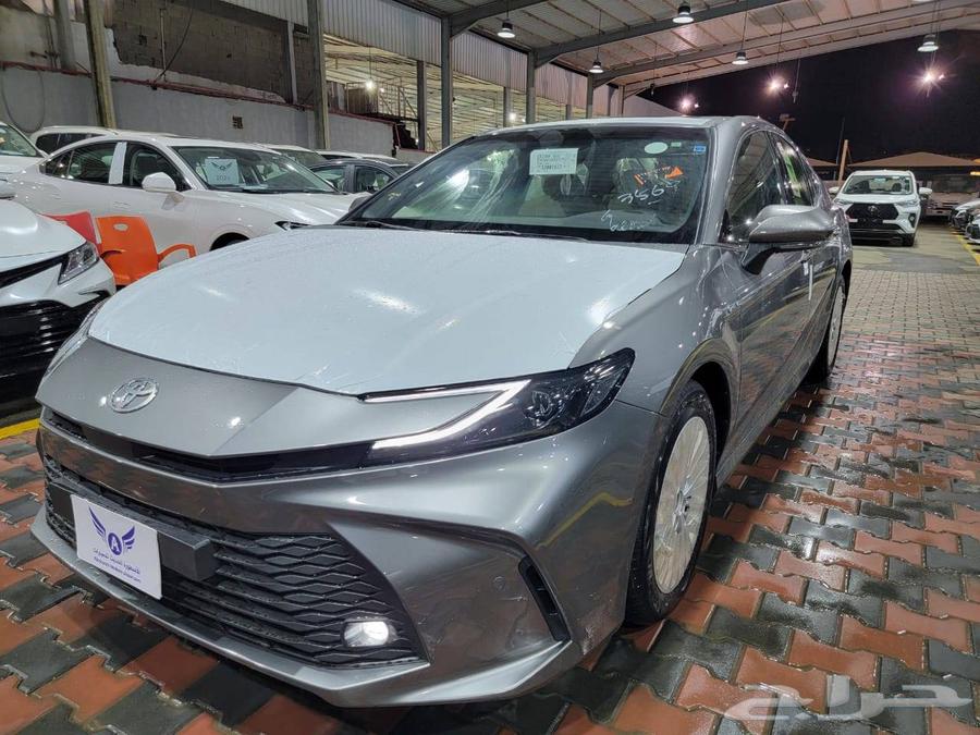 تويوتا كامري LE 2025 بنزين ( كاش - تقسيط )63703921409026113