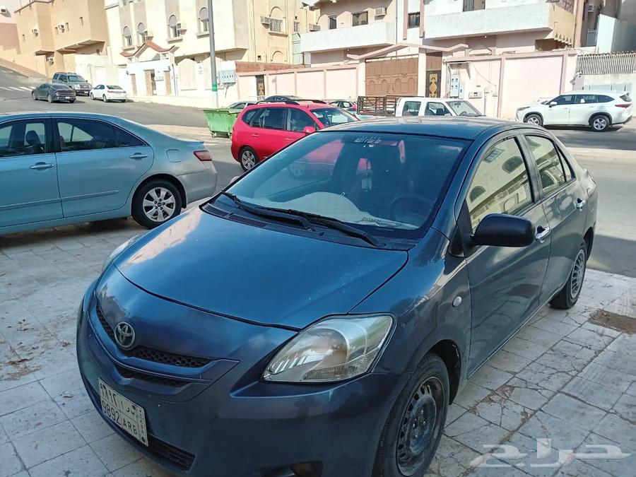 سيارة يارس موديل 2010 قير عادي63700440236162110
