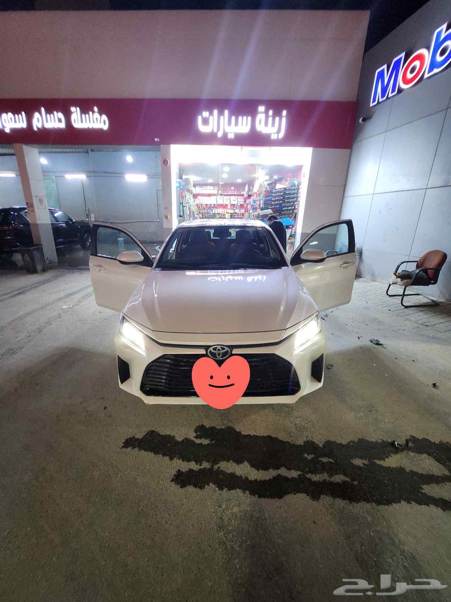 تويوتا يارس 2024 نصف فل وكاله للبيع63706453953410110