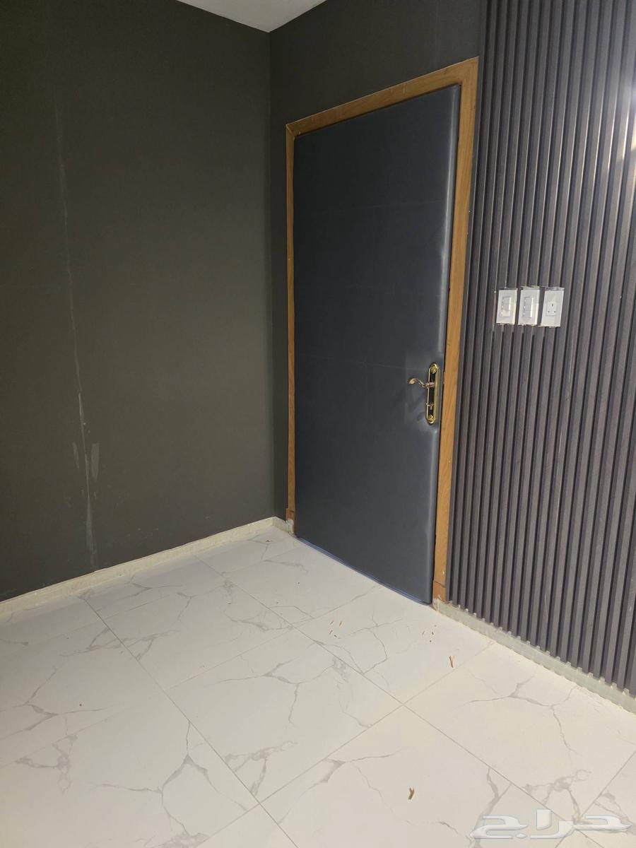 عازل صوت الخبر الثقبه63704899932801110