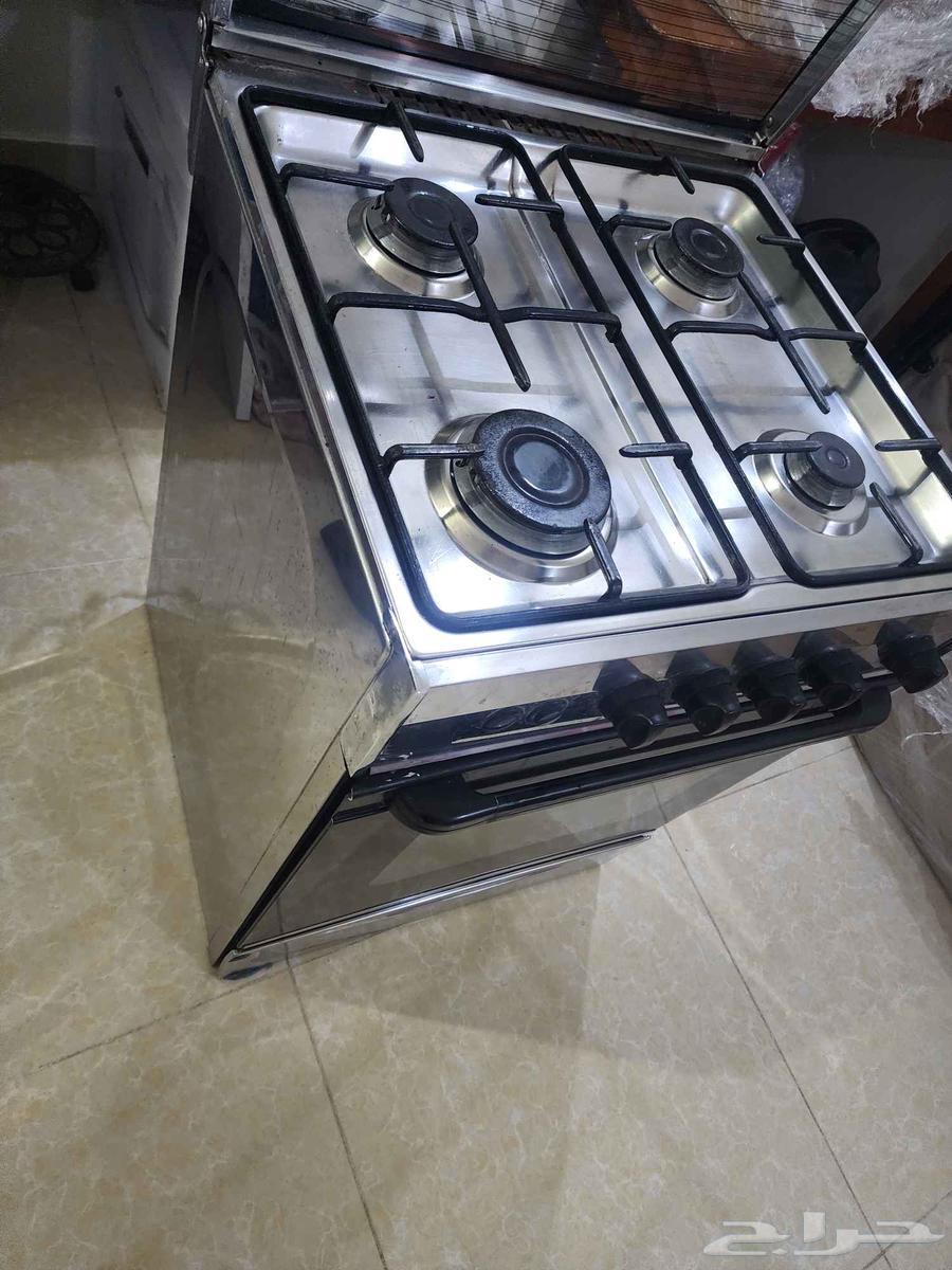 بوتجاز هام 4 عيون شغال تمام فرن وعيون لكن فيه عين بتعلق63667685705346111
