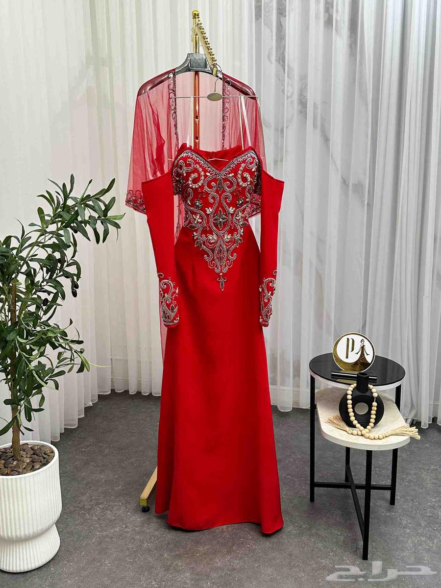 New women's dresses available with shipping to all cities and many models available63667694863874113