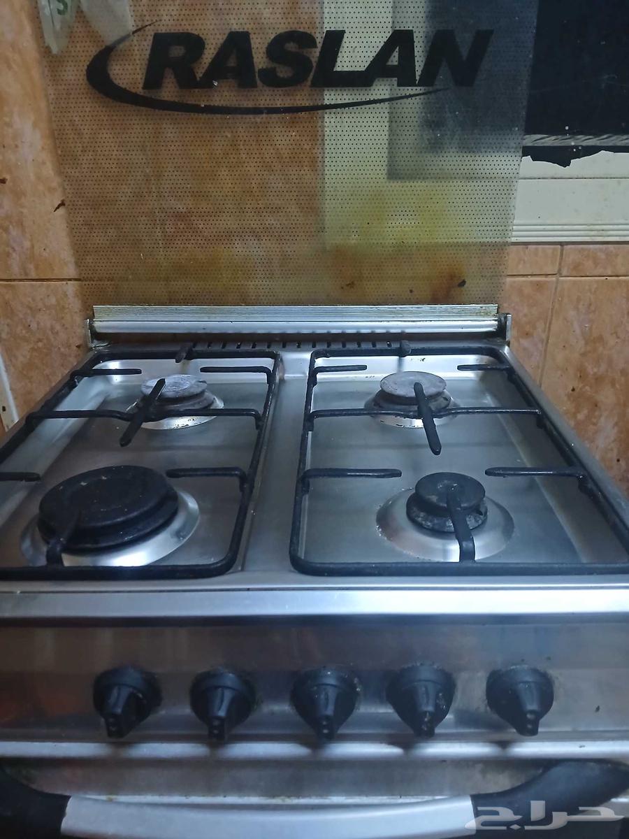 This is a good oven, not new, used for a year and a half63667687586819110