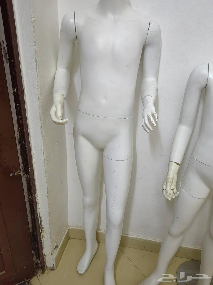 Mannequins for sale: 4 on Monday, two small and two large, available for pickup63667697661442111