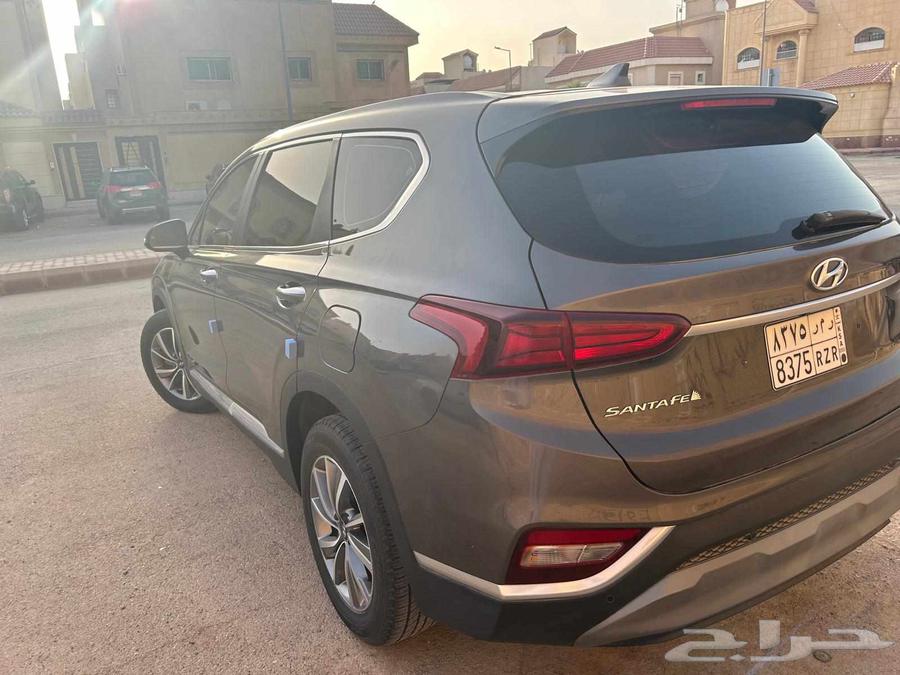 هيونداي سنتاافي 2020ديزل ممشى 116الف شرط مالك اول خالي الرش63710471722626113