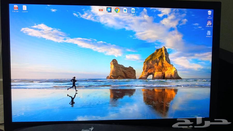 Very clean desktop computer63667537275522110