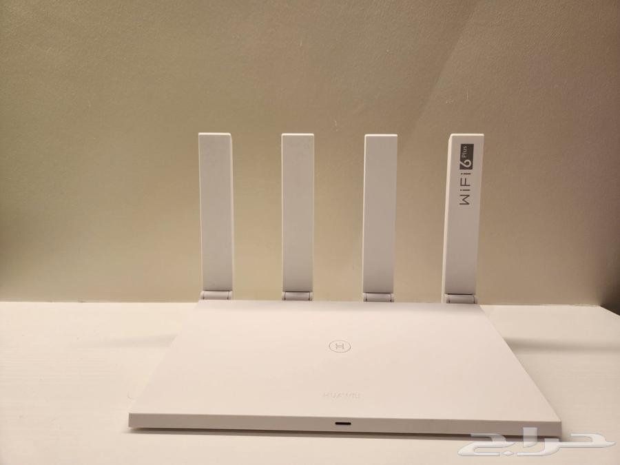 Two Huawei AX3 3000Mbps Wi-Fi Extenders or Modems63667688569219111