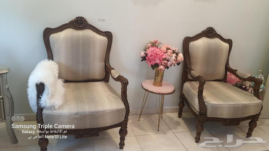 طاولة تلفزيون إيكيا وكنب هوم سنتر ثلاثية وثنائية ومفردتين63667547151874113