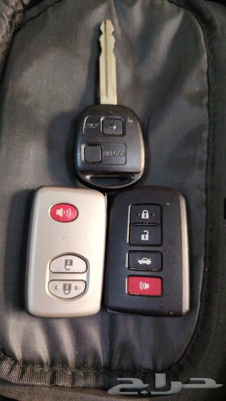 Key programming shop for copying and programming all types of car keys63712299707777111