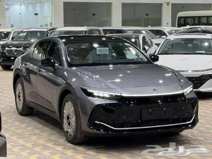 تويوتا كراون 2026 بريميوم هايبرد63705621024643110