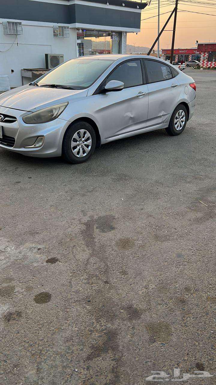 There is a 2016 Accent model with engine in good condition, automatic transmission (needs replacement or repair)63705339323778110