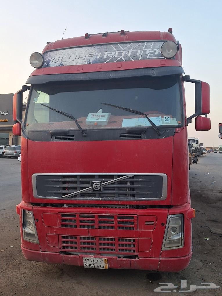 Empty 18-meter container in Riyadh, Pakistani driver63706277772162110