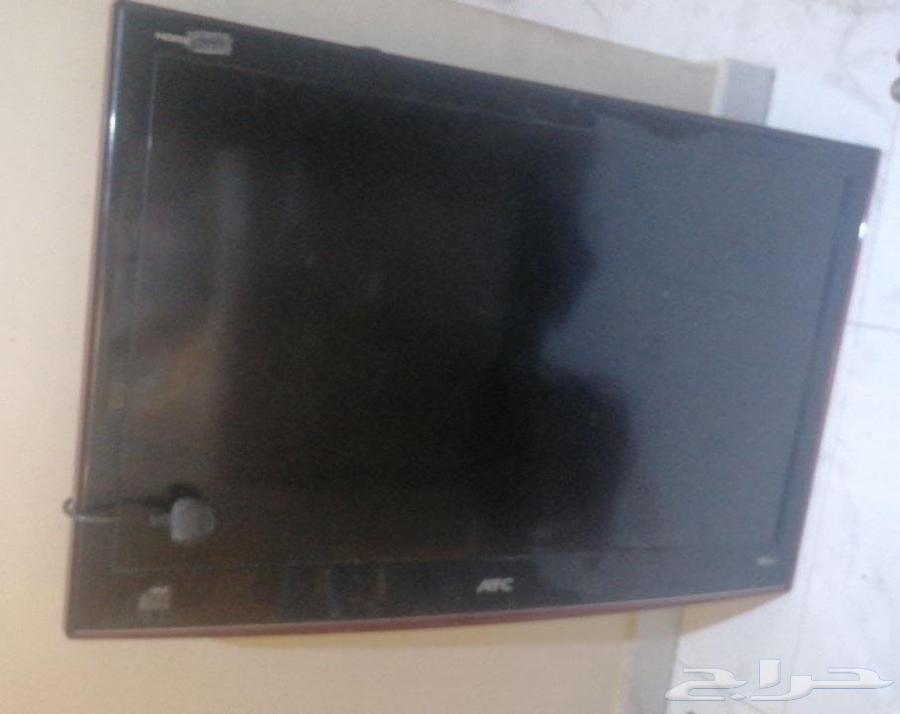 42-inch screen with HD input, clean screen63667552199169113