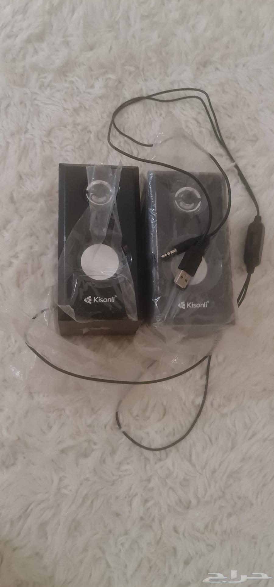 Headphones63667680246402111