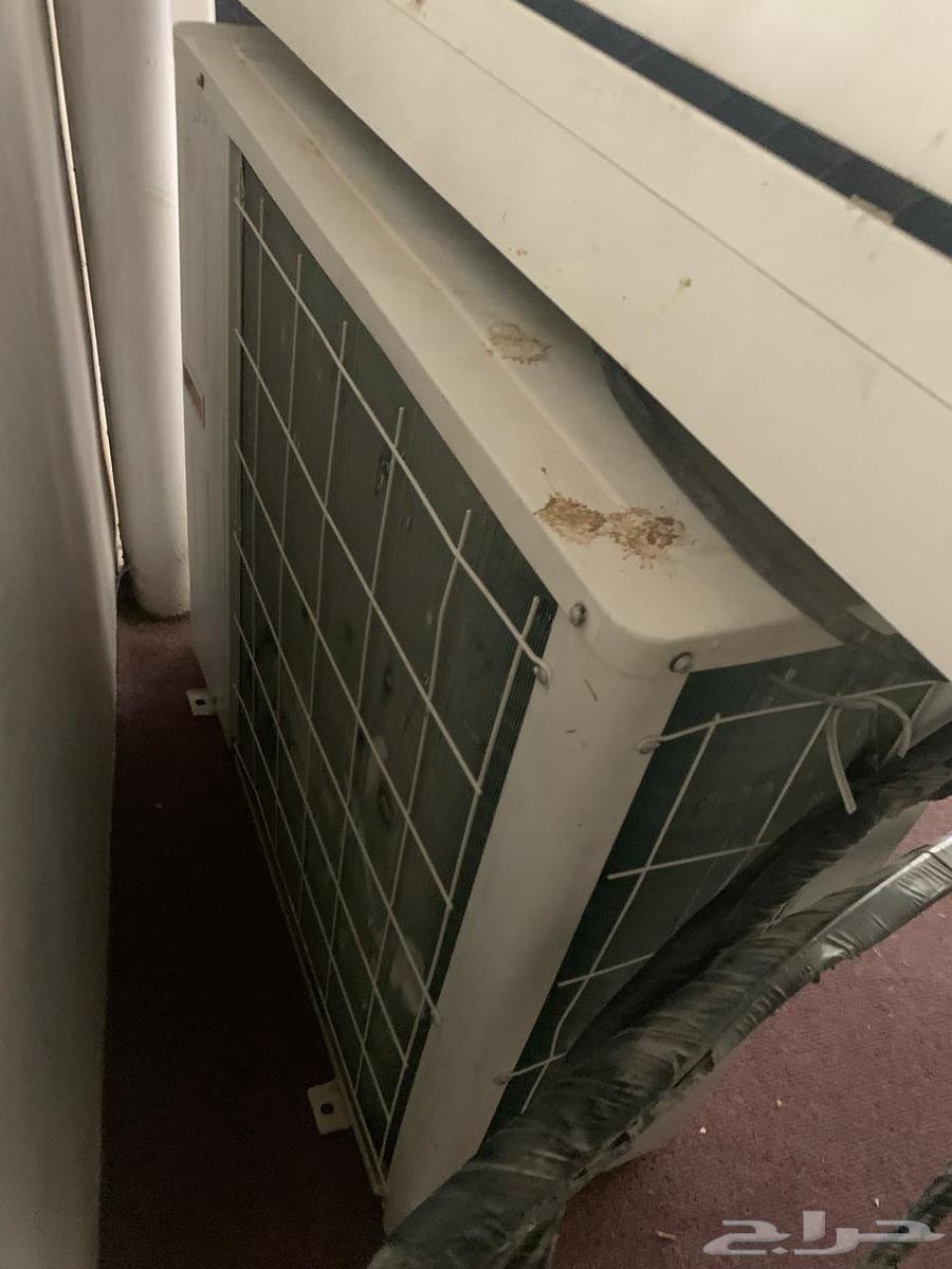 I have a used double split air conditioner for sale, working and clean, serious buyers can contact me63667797219458110