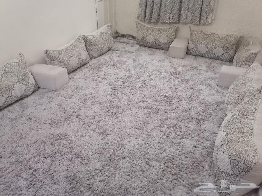 مساند نظيفة للبيع 8 قطع مع 3 مراكي مع الفرشة والستارة63670712806529111