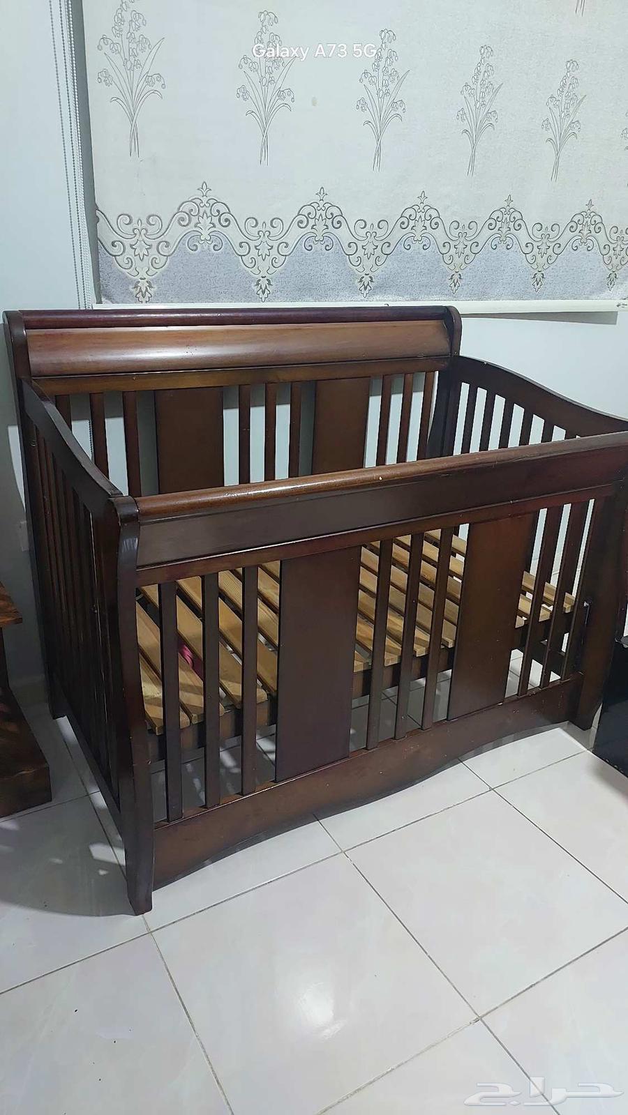 سرير اطفال خشب قوي _طقم كنب نظيف63672343805441114