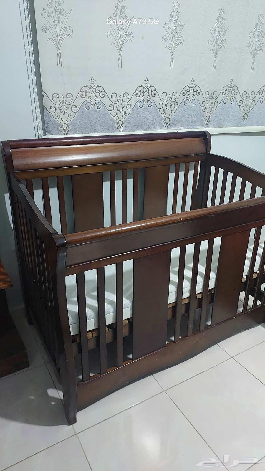 سرير اطفال خشب قوي _طقم كنب نظيف63672343805441111