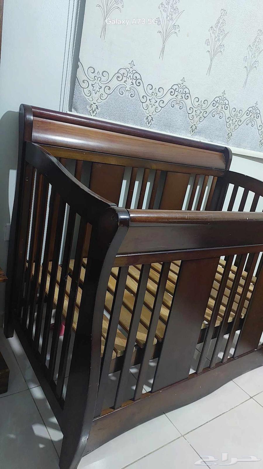 سرير اطفال خشب قوي _طقم كنب نظيف63672343805441112