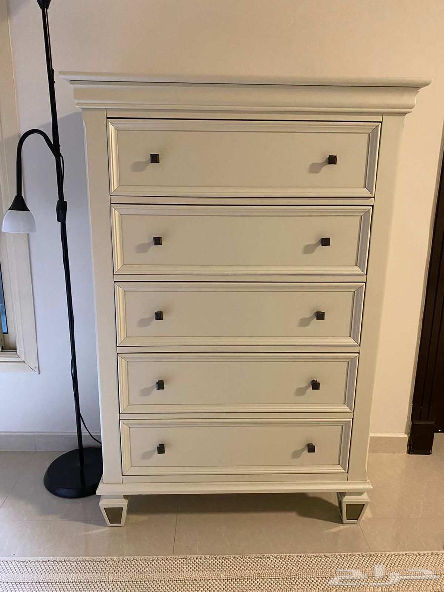 قطع فاااخره تسىريحه و كمدينتين ووحدة ادراج جديد من هوم سنتر63670177679362111