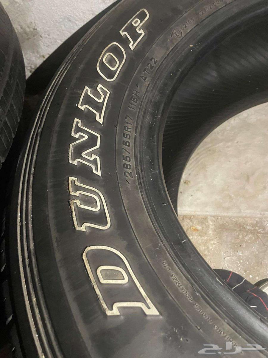 Clean used tires in different sizes63723145389570110