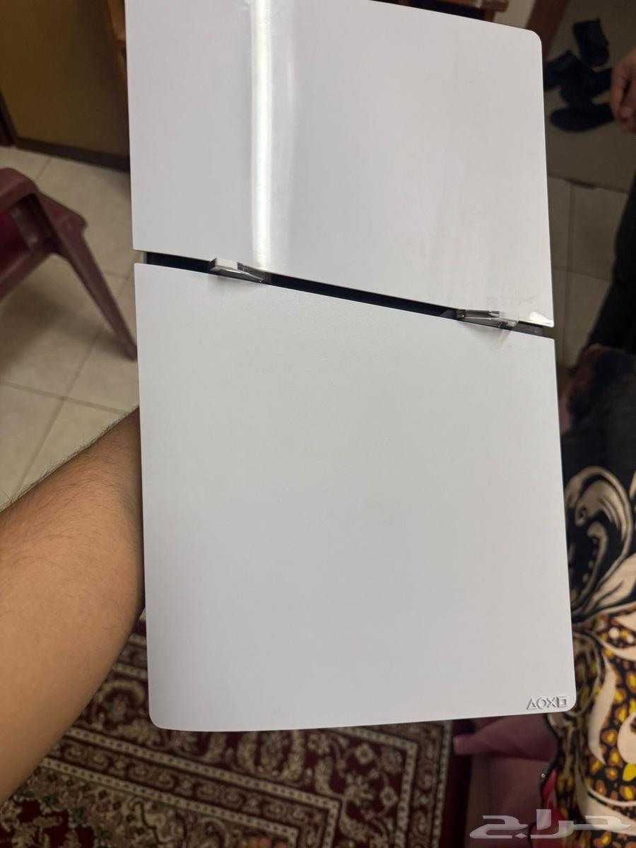 PlayStation 5 with 2 original controllers ps 5 digital 1TB used for a week63675689832067113