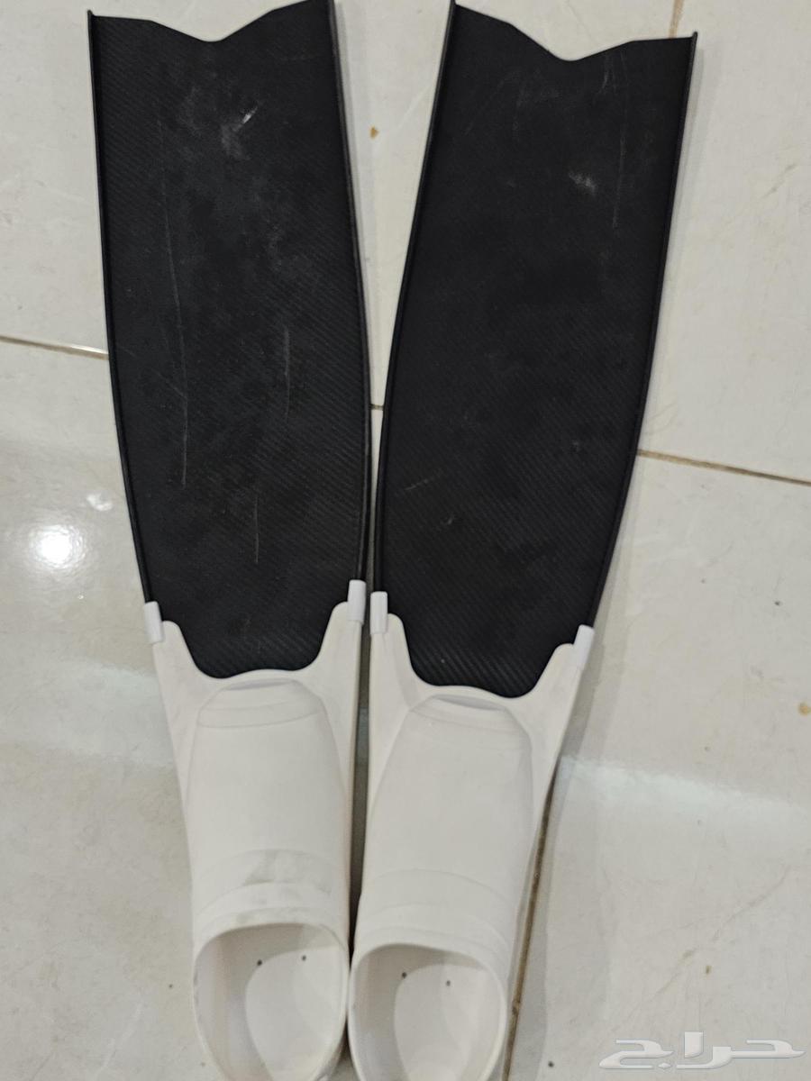 Semi-new fins used once, size from 42 to 4463670797818241110