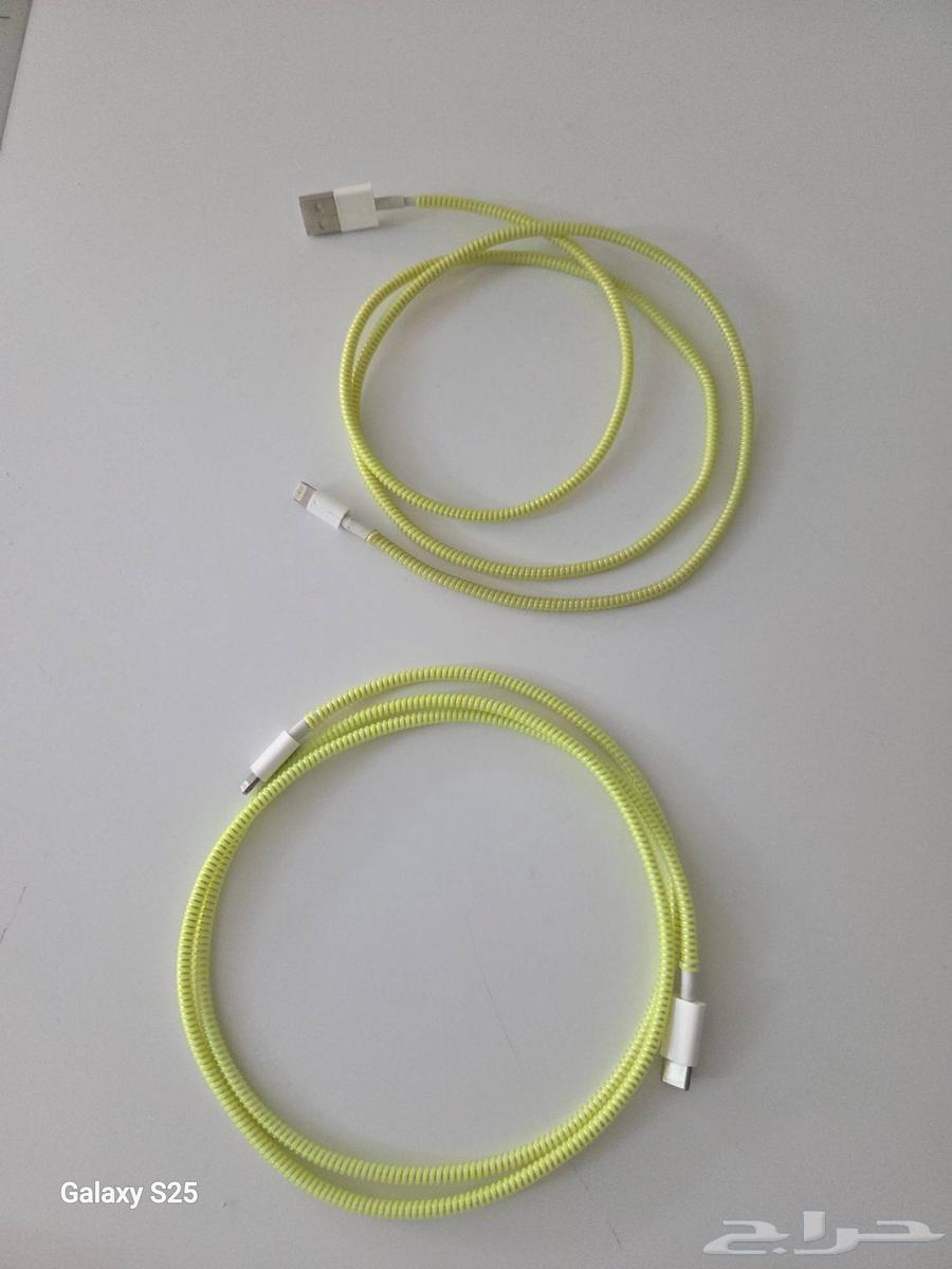 There are agency cables for Apple USB and Type-C, lightly used and available63669015053059110