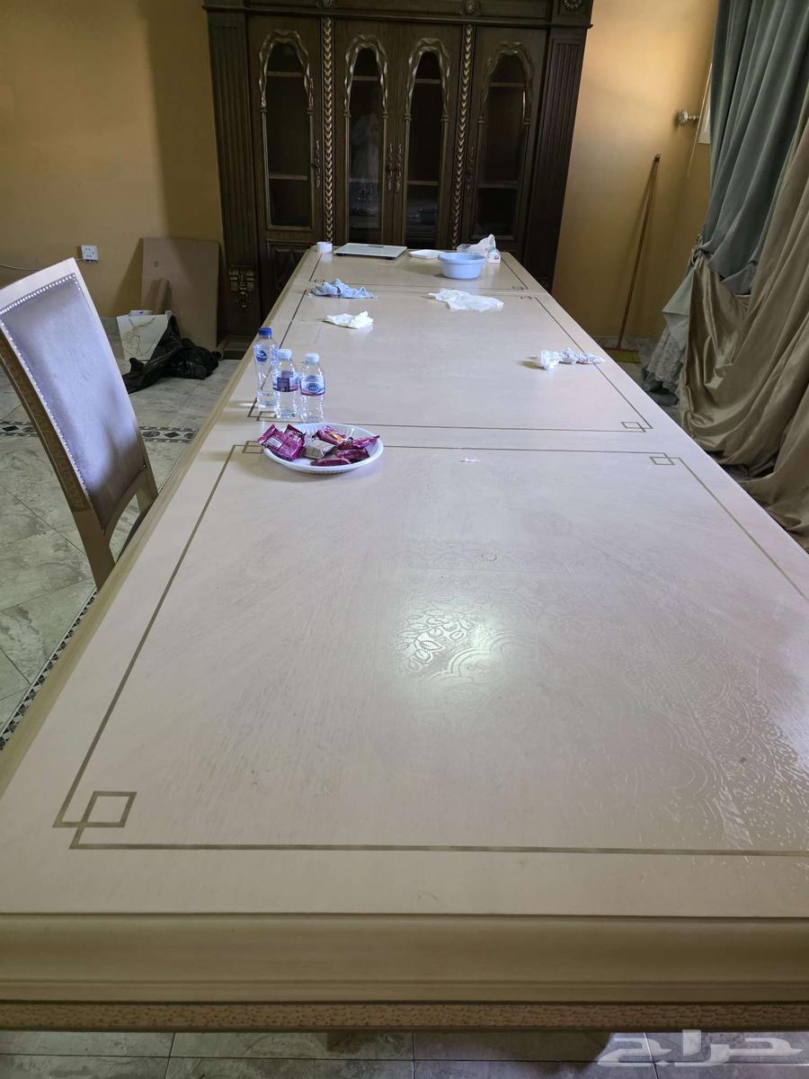 طاولة طعام راقية مع 8 كراسي63670266797186111