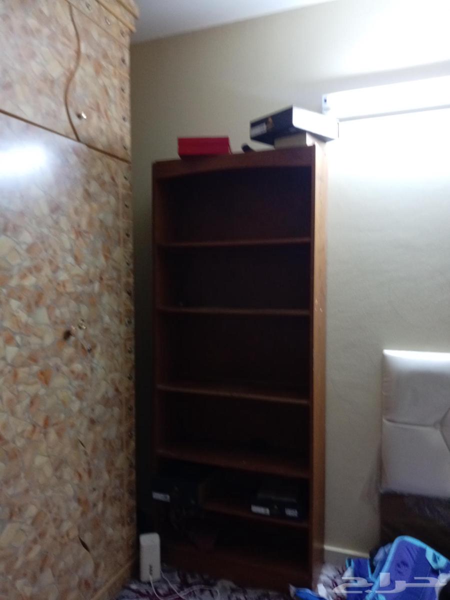 مكتبه للبيع63671411864449110