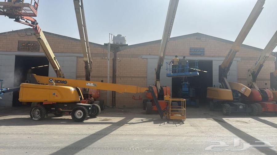 Cesarlift and Manlift, Man Lift, Caesar Lift, and Forklift63725868223874114