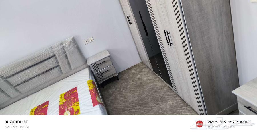 New bedroom set, never used, with underlay compressed and of good quality63668731969921110