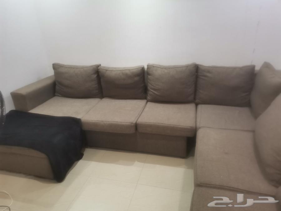 كورنر مقاس 3 4 للبيع مع سيتاره بحي العارض شمال الرياض على63669370323458111