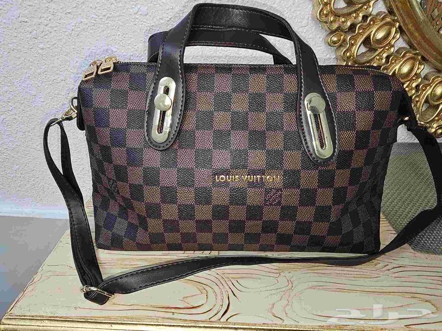 Clean bag and very light usage, communication via WhatsApp63674090892291110