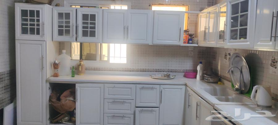 Used furniture63671911942403111