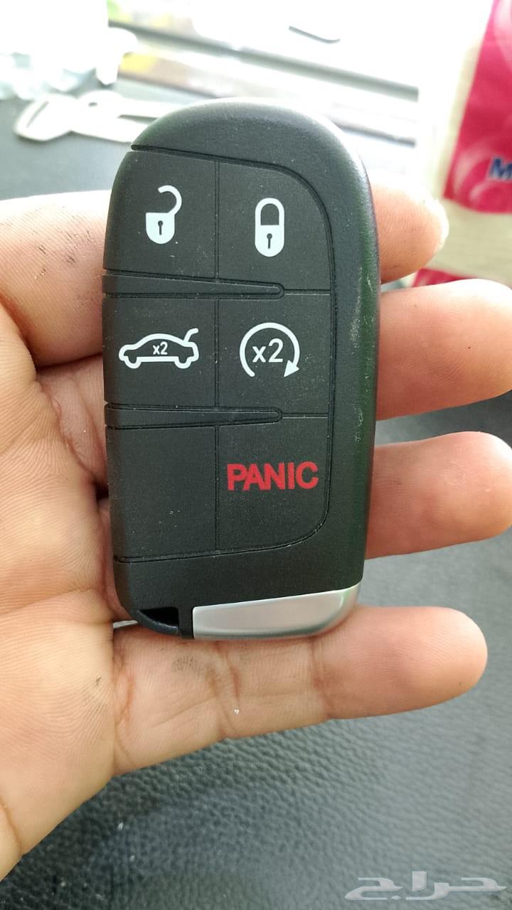 Key shop for programming all types of remotes and opening cars and safes63718065670145111